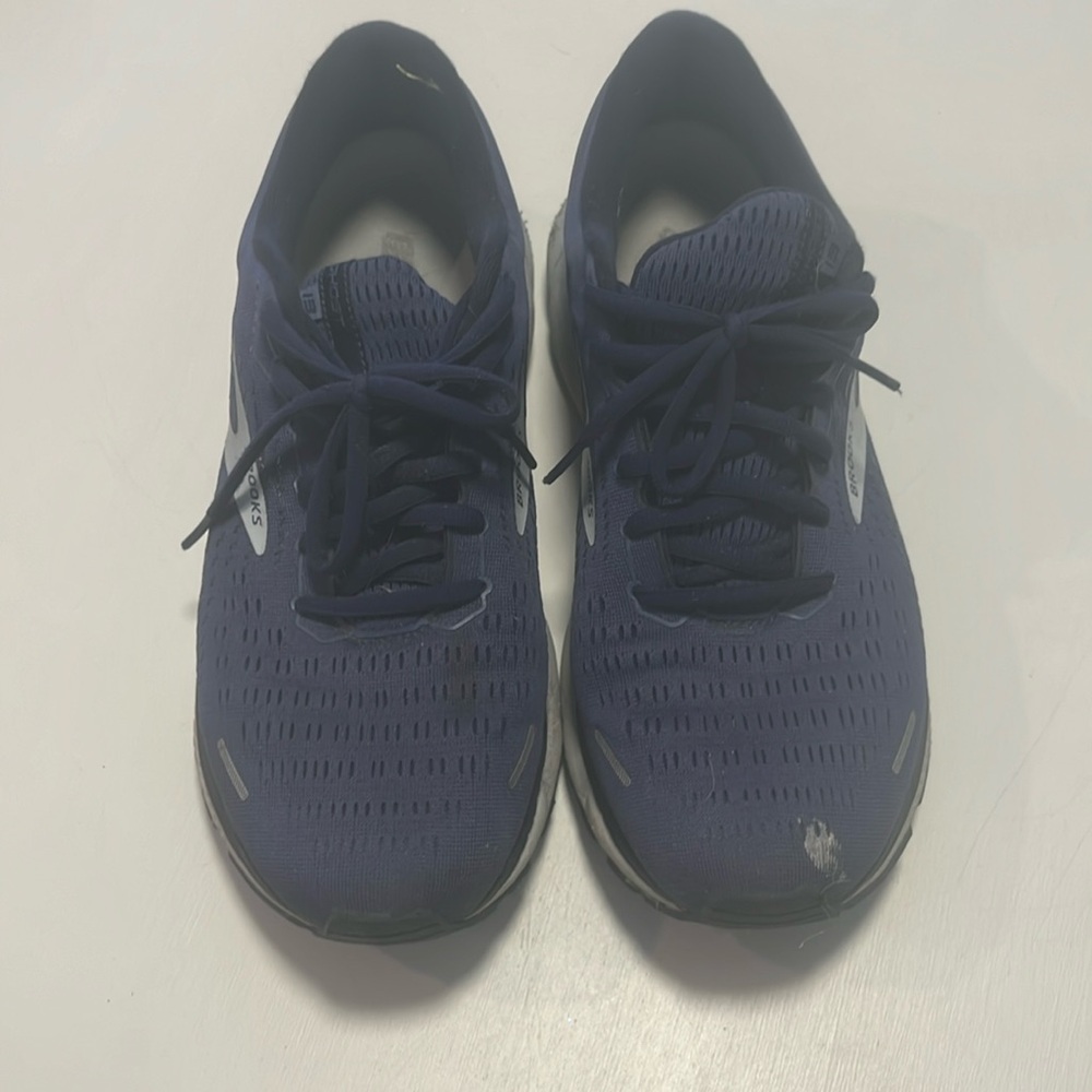Brooks Ghost 13 Men’s running shoes size 11.5 classic running everyday leisure